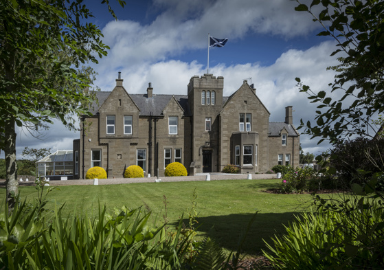 Carlogie House. The perfect venue for a small and intimate wedding